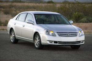 Toyota Avalon 2005 года